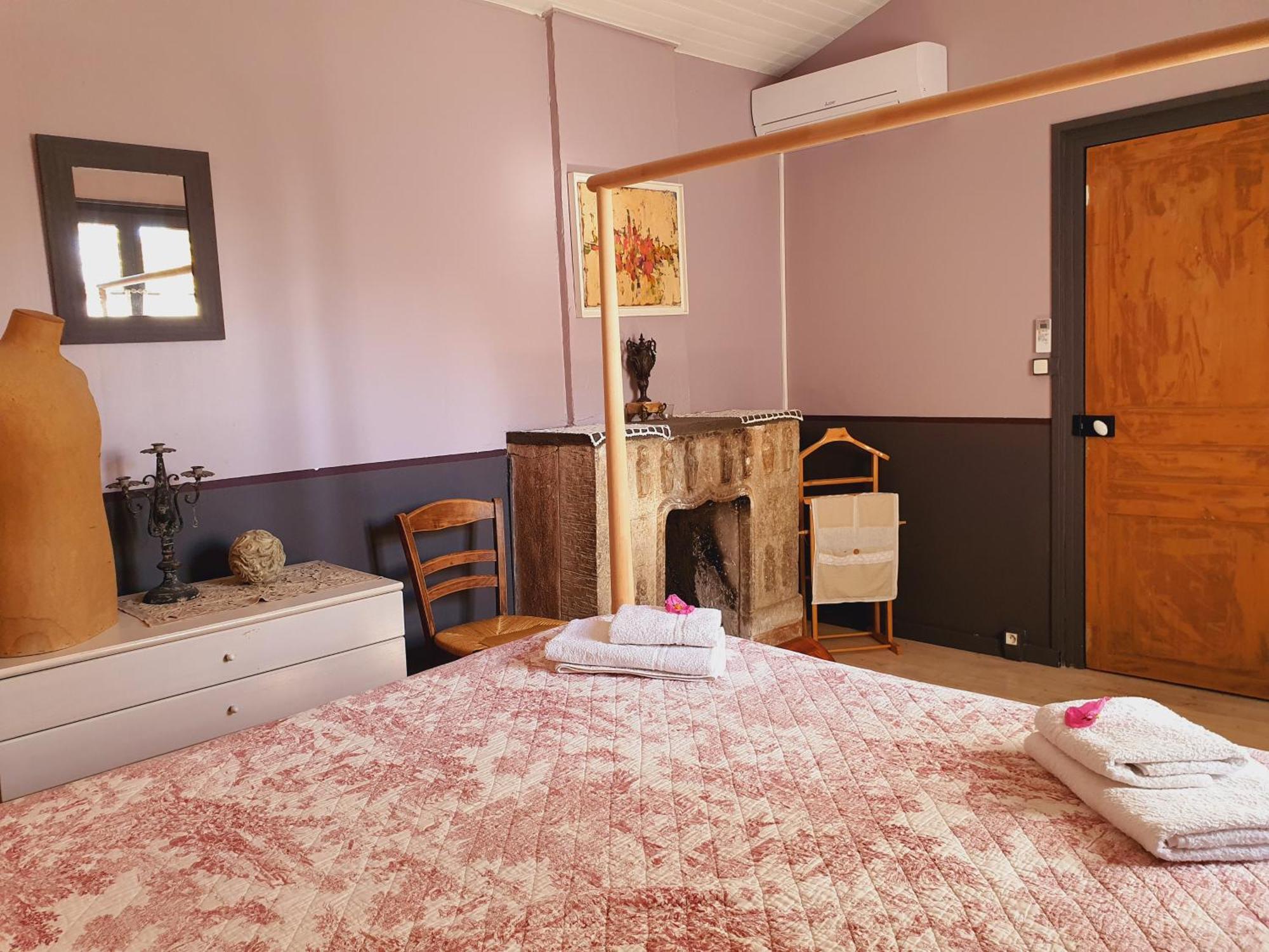 Le Clos Des Pins Claira Szoba fotó